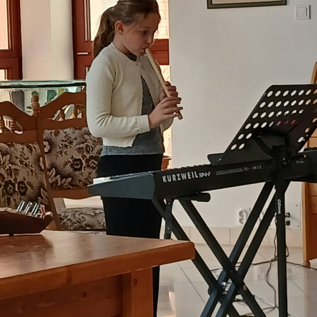 2026.10.20 Zenés műsor az Emmaus Szeretetotthonban