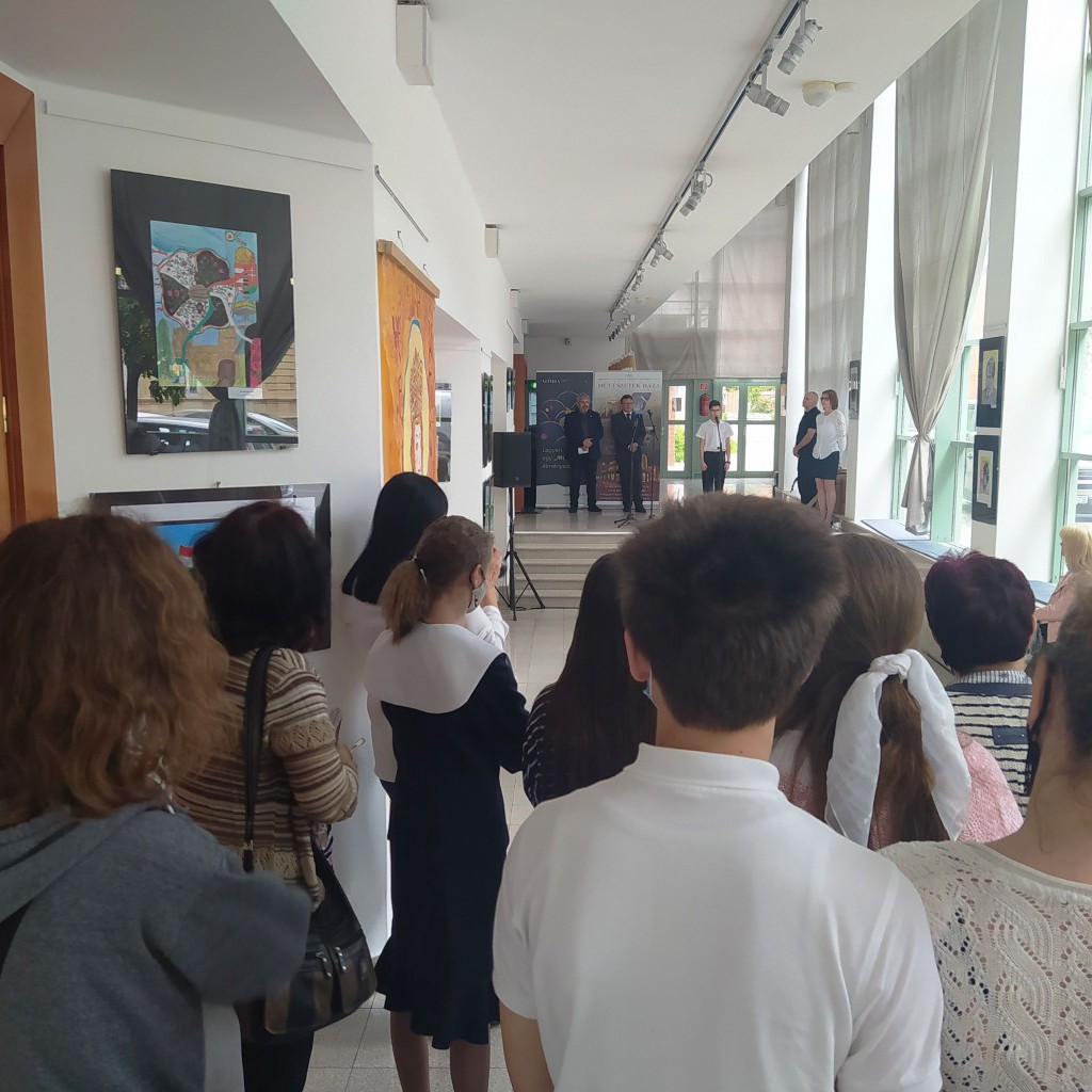 2022.06.03 Harsányi grafikások a Magyar vagyok...Határok nélkül c. rajzpályázaton