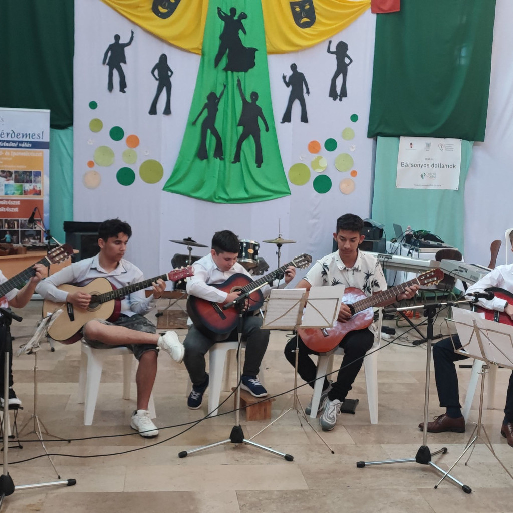 2025.05.30 Zene-24 - Bársonyos dallamok