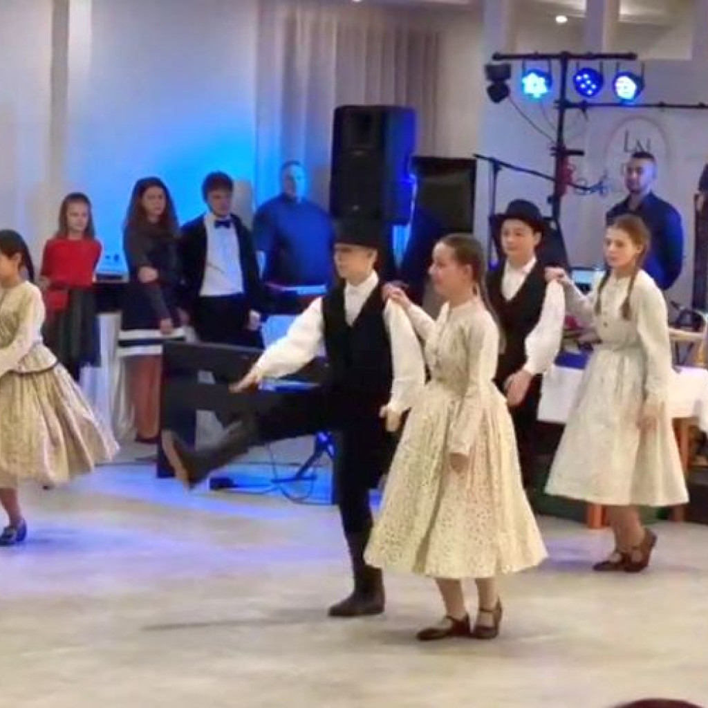 2025.02.14 Jótékonysági Bál -Napkor