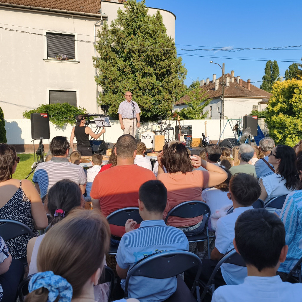 2026.06.19 Kerti parti